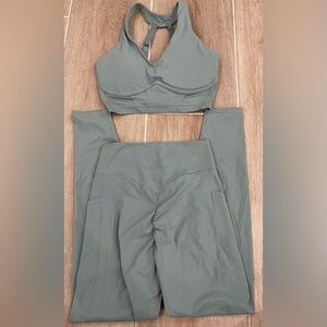 Gymshark x Whitney Simmons mint green Bra & Leggings -
Size Small